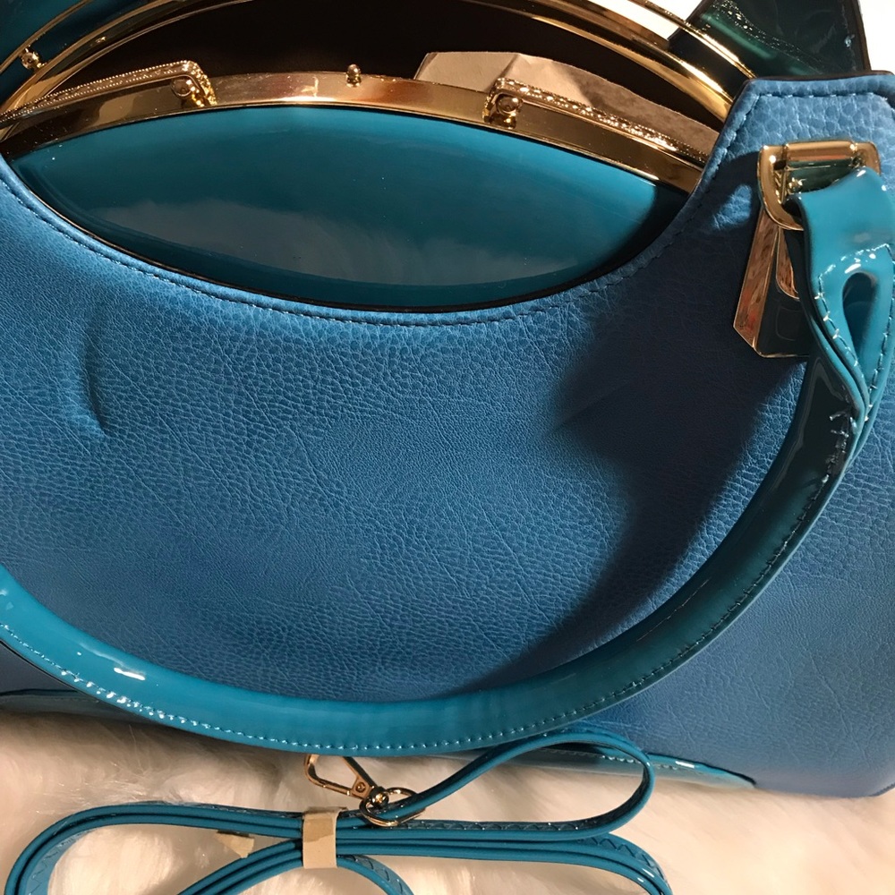 💙💙NEW Purse💙💙 - Picture 5 of 6